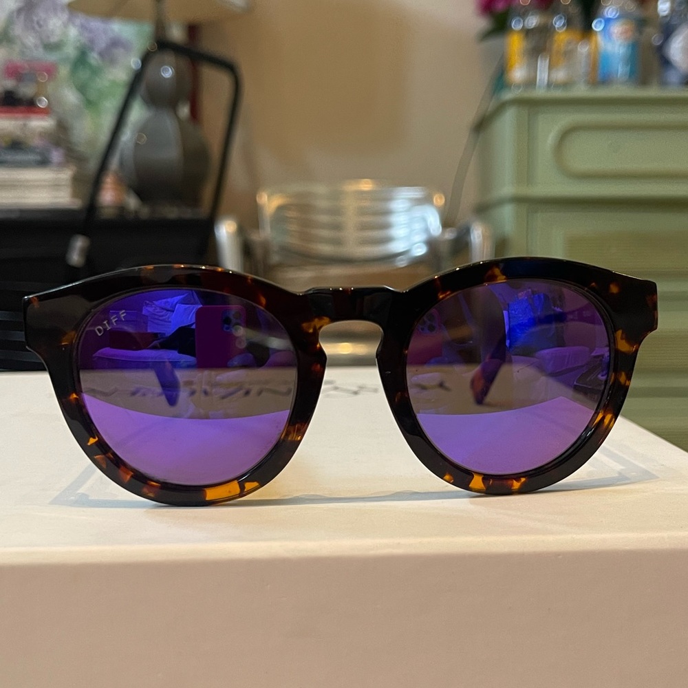 Diff Sunnies